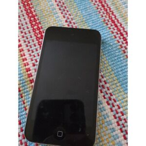 Apple iPod Touch 2nd Generation 8GB Black & Silver Non Working